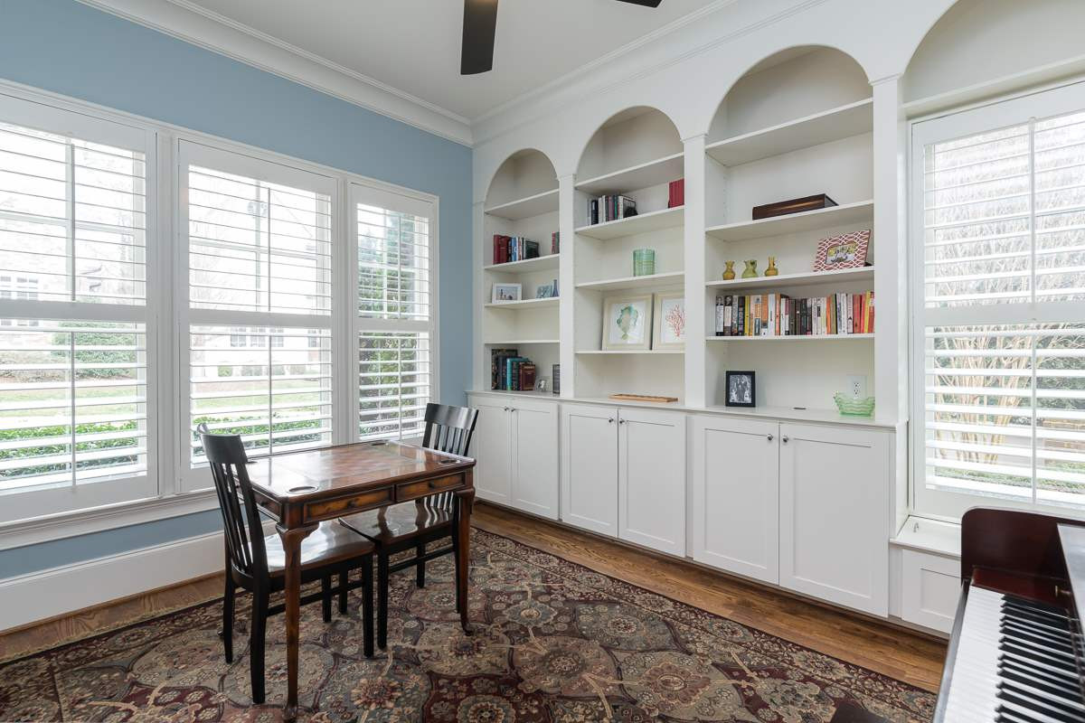 540 Guilford Circle Raleigh, NC 27608 - Photo 5 of 25 Photo 5