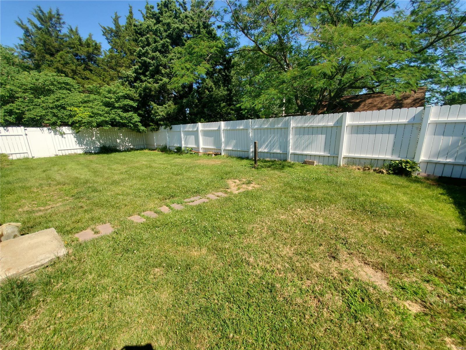 121 2nd Street Hamel, IL 62046 - Photo 11 of 12 Gallery Image 11