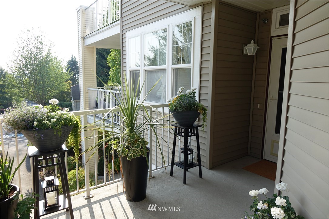 4635 Morris Avenue South, Unit B Renton, WA 98055 - Photo 2 of 15