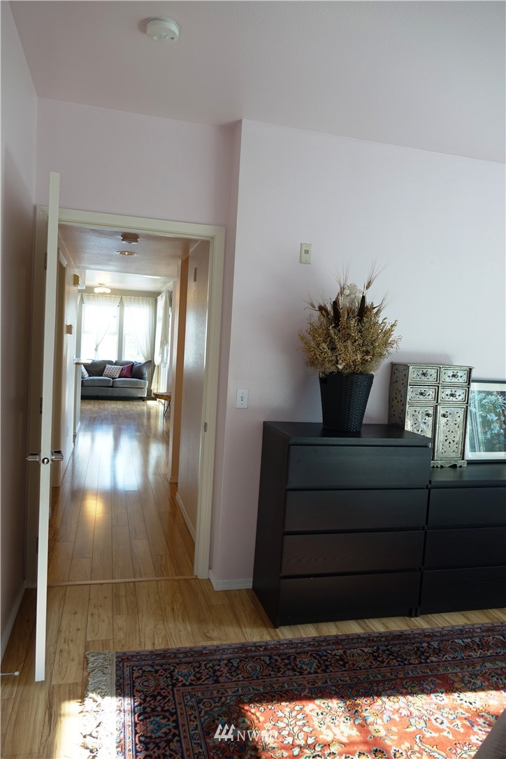 4635 Morris Avenue South, Unit B Renton, WA 98055 - Photo 12 of 15