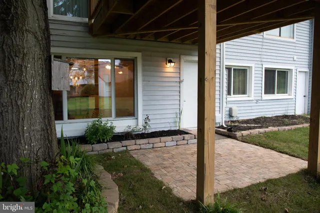 $2,500 | 1643 Fendall Court, Unit 60, Crofton, MD 21114