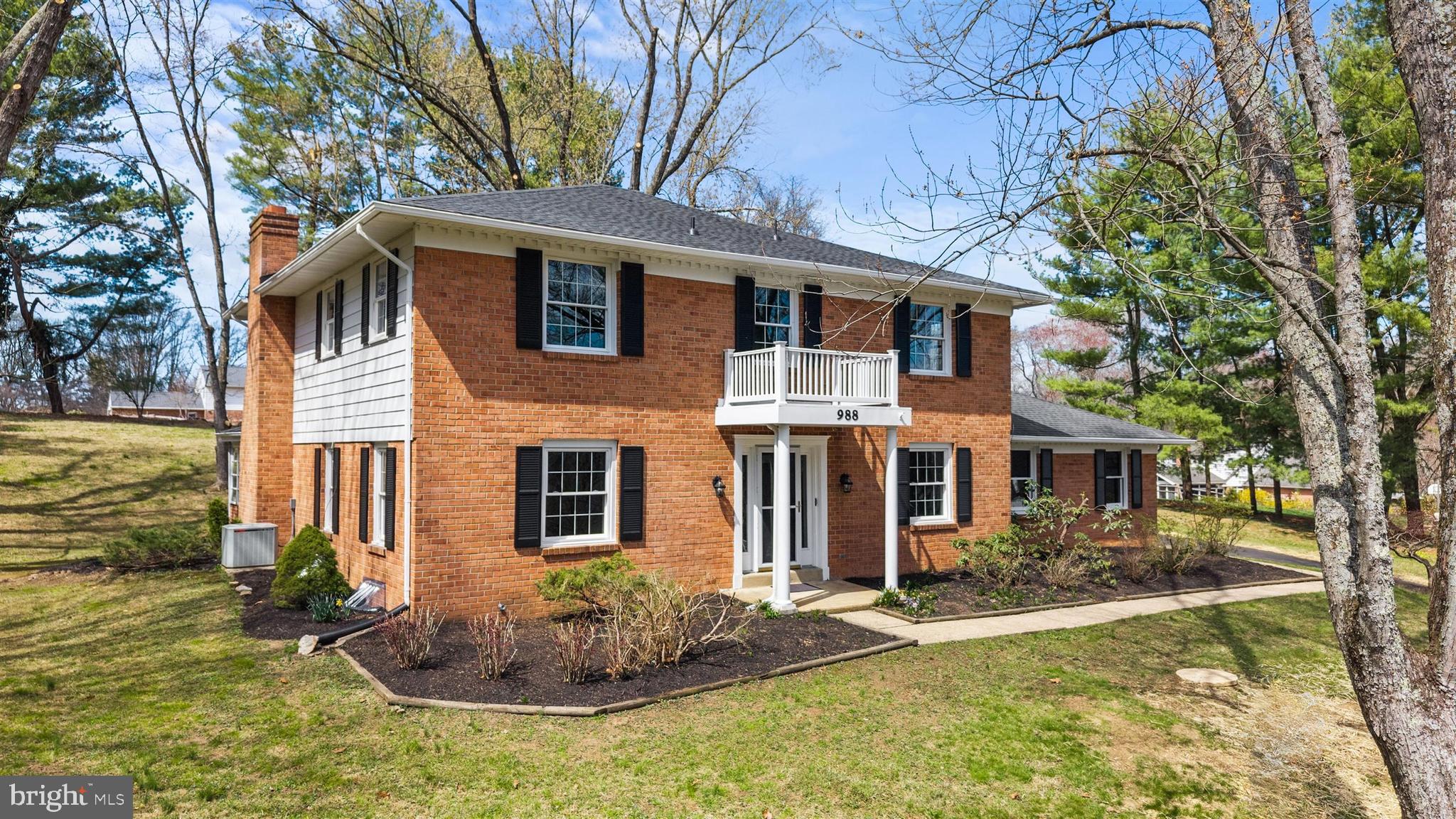 988 Sharpless Road Hockessin, DE 19707 - Photo 1 of 57