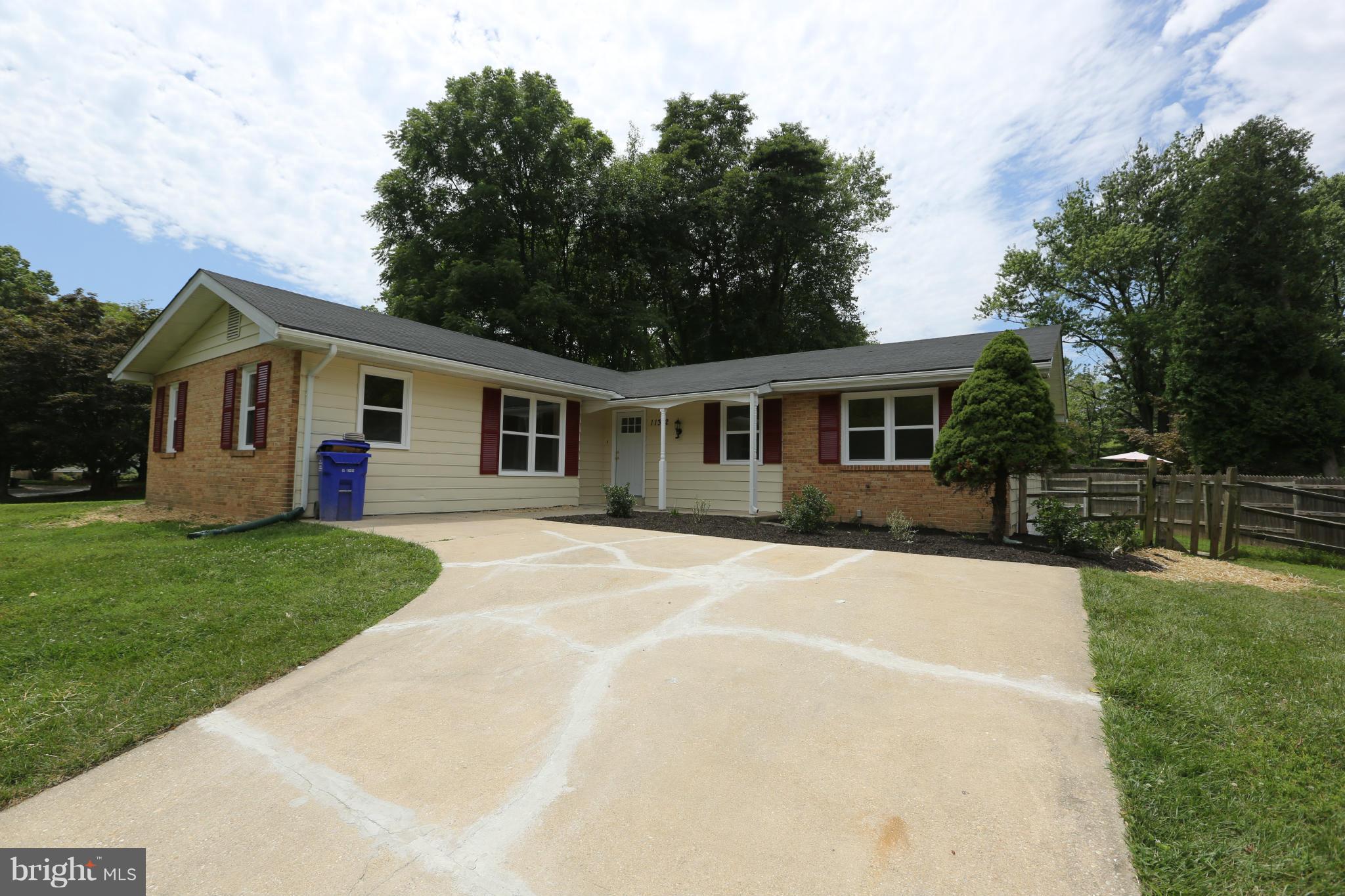 11332 Rambling Road Gaithersburg, MD 20879 - Photo 2 of 22 Exterior (Front)