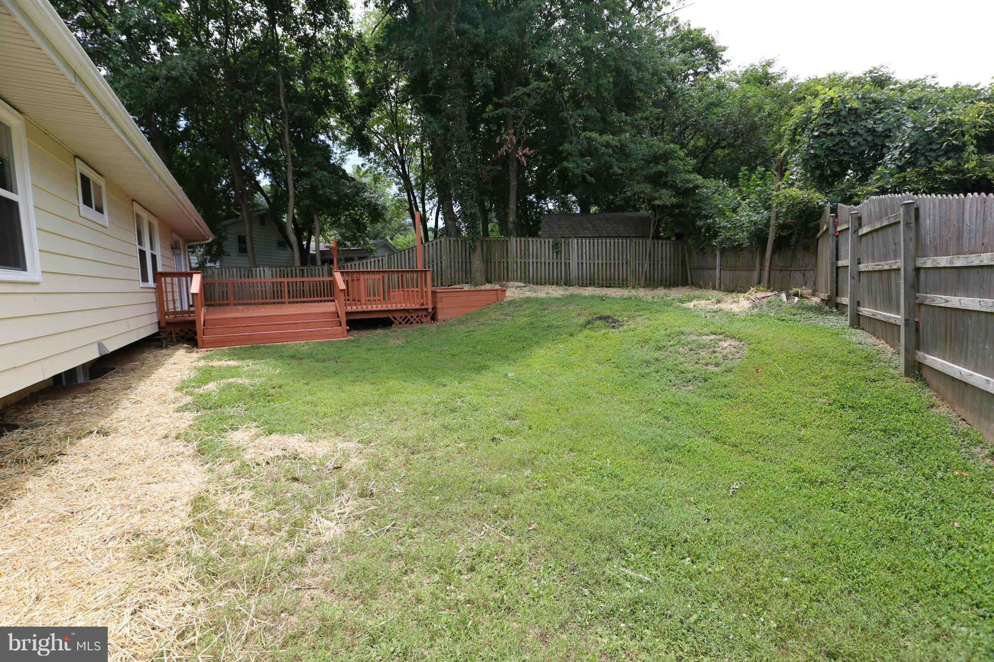 11332 Rambling Road Gaithersburg, MD 20879 - Photo 20 of 22 Exterior (Rear)