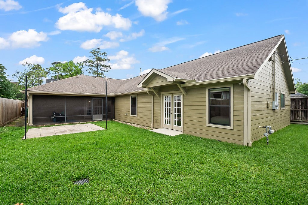 1731 Lamonte Lane Houston, TX 77018 - Photo 35 of 40 a view of a house with a yard and sitting area