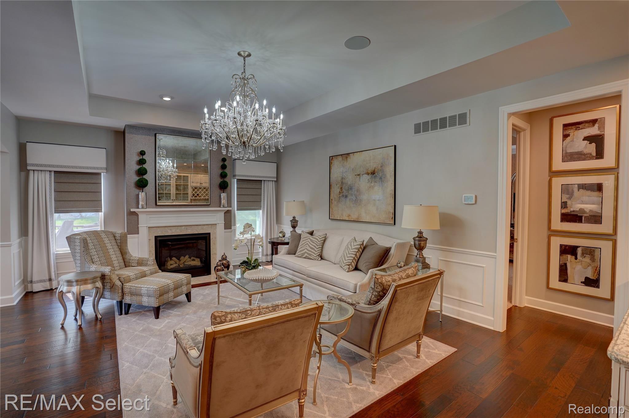 5520 Woodfall Road Clarkston, MI 48348 - Photo 13 of 48 5520 Woodfall Rd 28.jpg