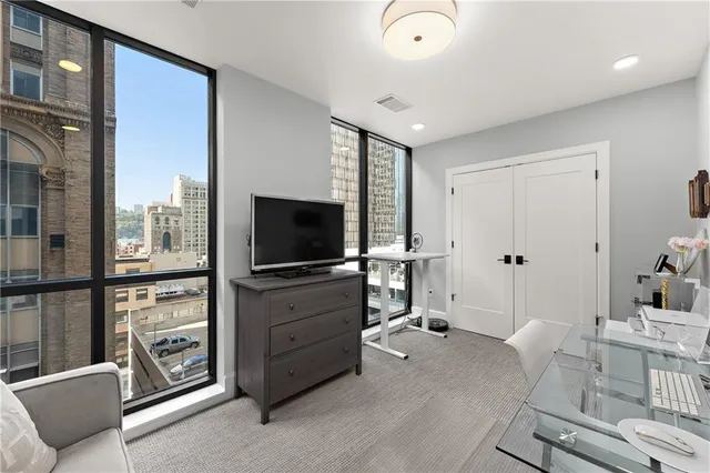 $564,000 | 350 Oliver Avenue, Unit 1005, Pittsburgh, PA 15222