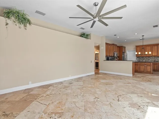 $4,800 | 9310 Rockport Place, Tampa, FL 33626