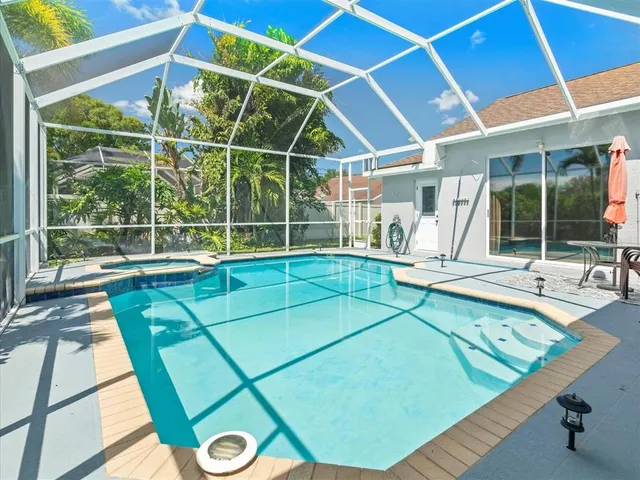 $4,800 | 9310 Rockport Place, Tampa, FL 33626