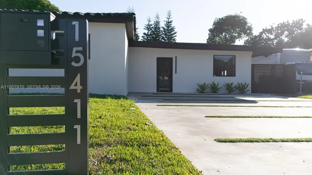 $840,000 | 15411 Northeast 10th Avenue, North Miami Beach, FL 33162