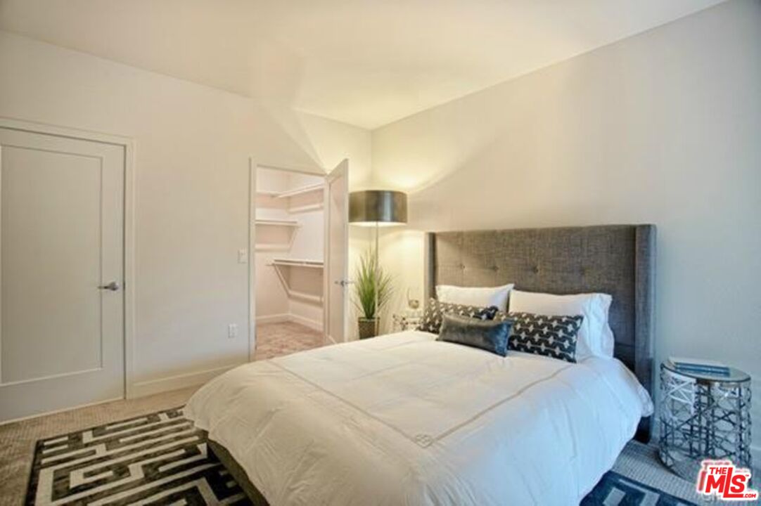 436 South Virgil Avenue, Unit 503 Los Angeles, CA 90020 - Photo 7 of 11