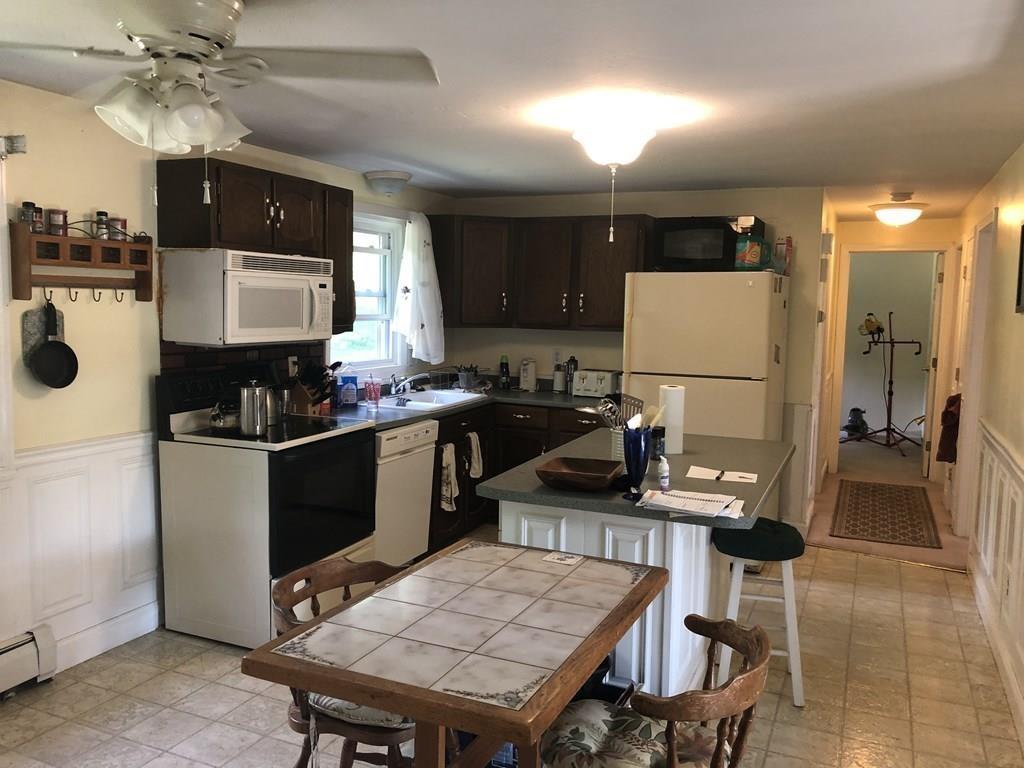 15 Bates Hill Road Sturbridge, MA 01518 - Photo 5 of 9 Gallery Image 5