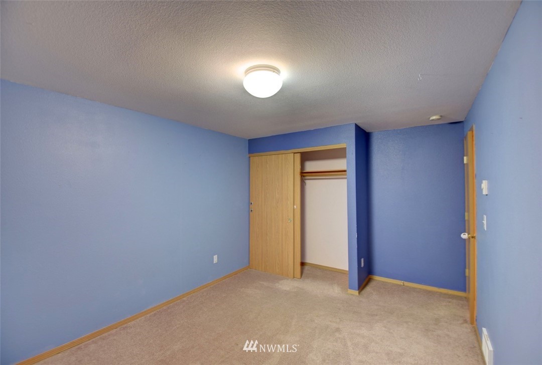 18047 Applegate Street Southwest Rochester, WA 98579 - Photo 14 of 21