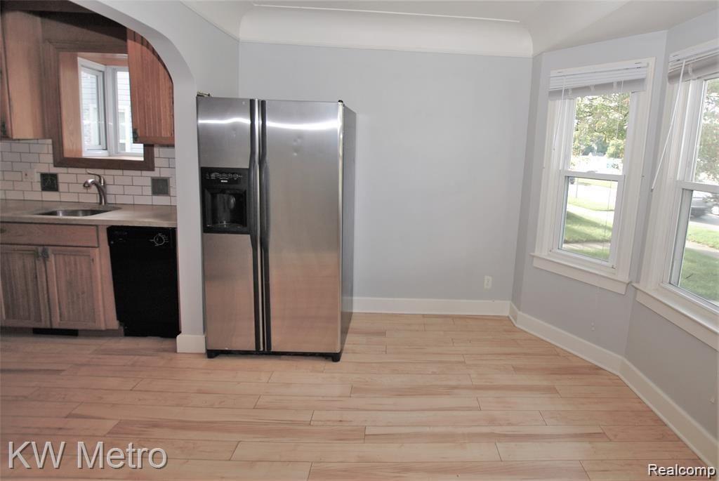 1418 East 10 Mile Road Ferndale, MI 48220 - Photo 6 of 21