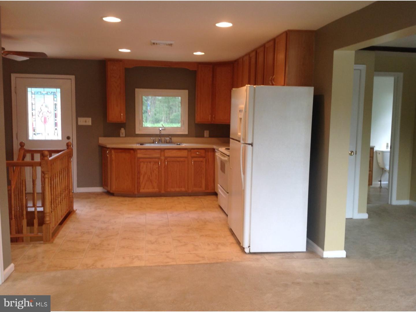 125 Stokes Road Medford Lakes, NJ 08055 - Photo 6 of 24 Kitchen