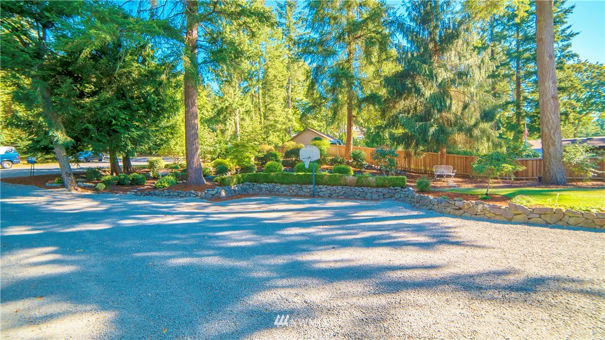 18305 Southeast 147th Place Renton, WA 98059 - Photo 3 of 25 Gallery Image 3