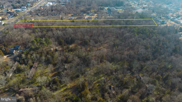 a view of a outdoor space