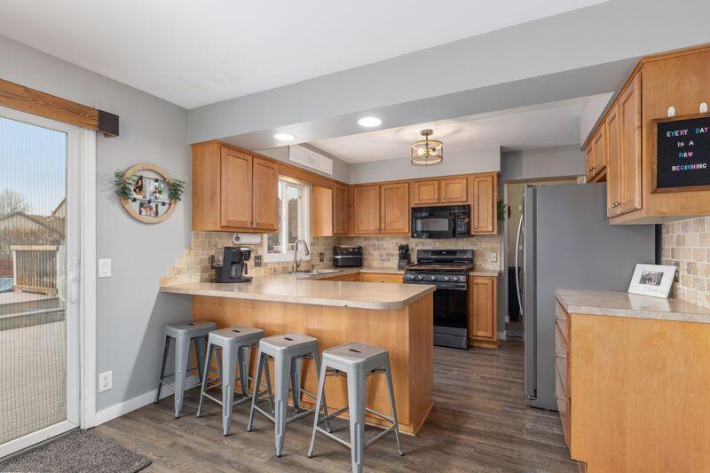 7337 Harmon Lane Jenison, MI 49428 - Photo 10 of 38 Kitchen