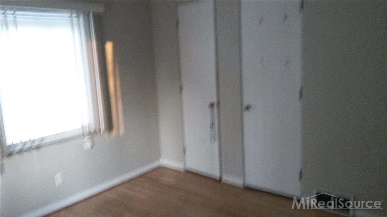 3431 Crooks Road Troy, MI 48084 - Photo 13 of 24 31224269-12.JPG