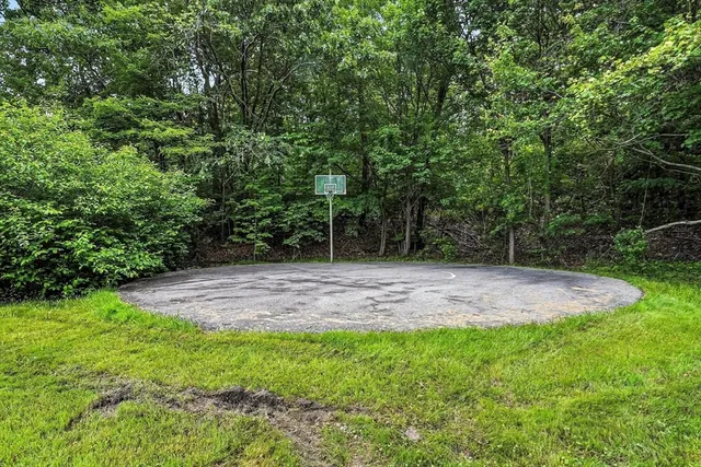 $260,000 | 28 Williamsburg Court, Unit 2, Shrewsbury, MA 01545