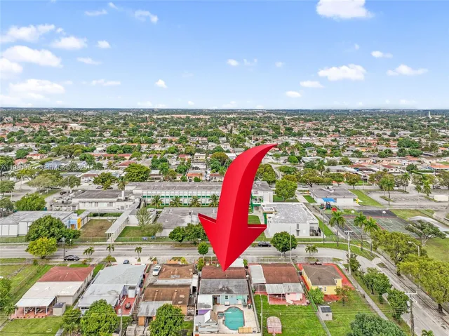 $625,000 | 618 West 32nd Street, Hialeah, FL 33012