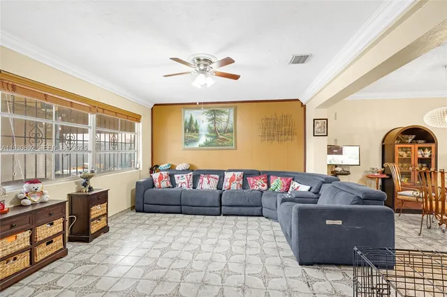 $625,000 | 618 West 32nd Street, Hialeah, FL 33012