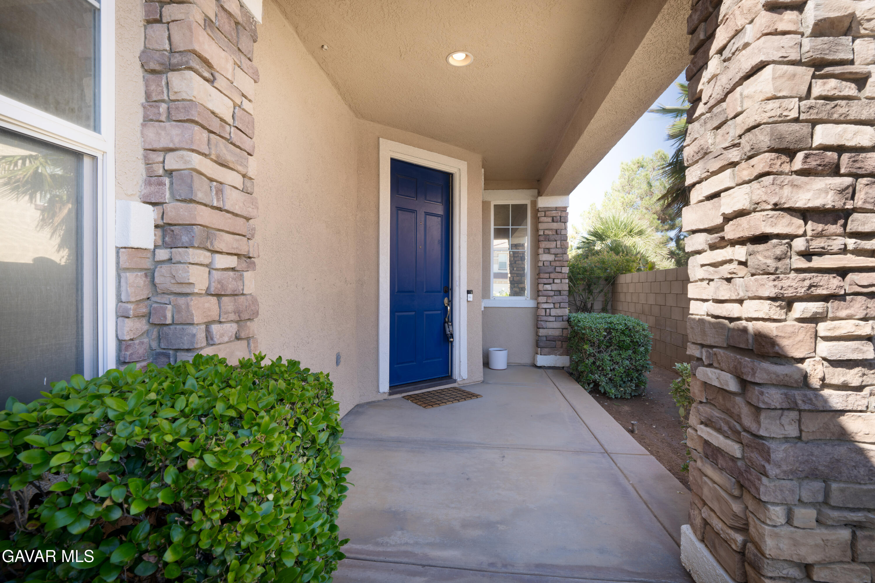 40271 Preston Road Palmdale, CA 93551 - Photo 3 of 38