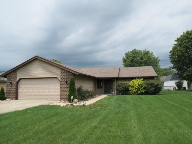 3708 West Moore Road Muncie, IN 47304 - Photo 1 of 17 Gallery Image 1