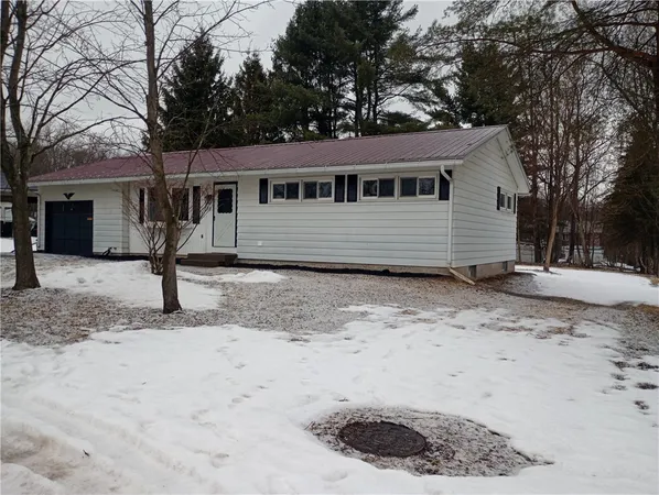 $169,900 | 10 Cayuga Street, Sidney, NY 13838