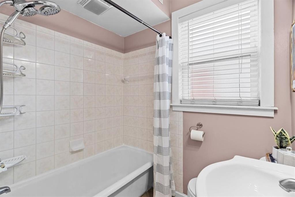 965 Stanford Road Pittsburgh, PA 15212 - Photo 18 of 23