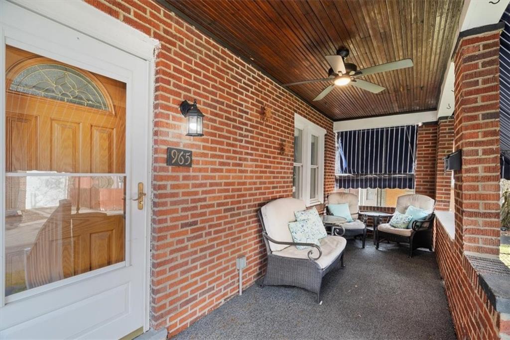 965 Stanford Road Pittsburgh, PA 15212 - Photo 2 of 23