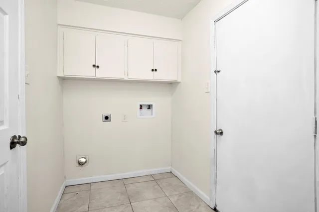 $1,998 | 2126 Millhouse Road, Houston, TX 77073