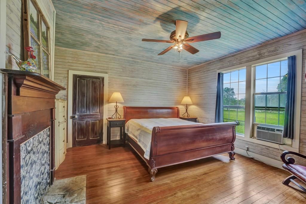 575 China Street Center Point, TX 78010 - Photo 22 of 65 Gallery Image 22