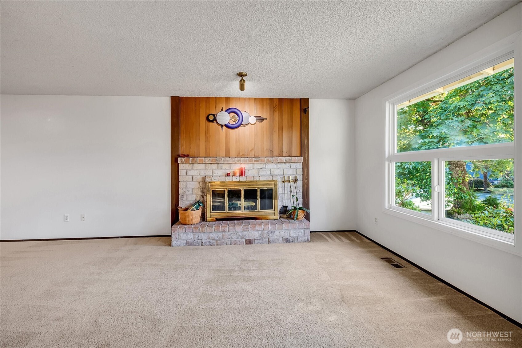 17618 161st Avenue Southeast Renton, WA 98058 - Photo 7 of 35 Gallery Image 7