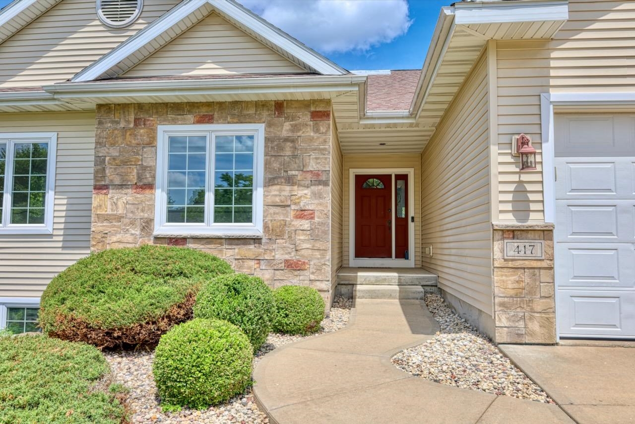 417 Skyview Drive Waunakee, WI 53597 - Photo 2 of 51