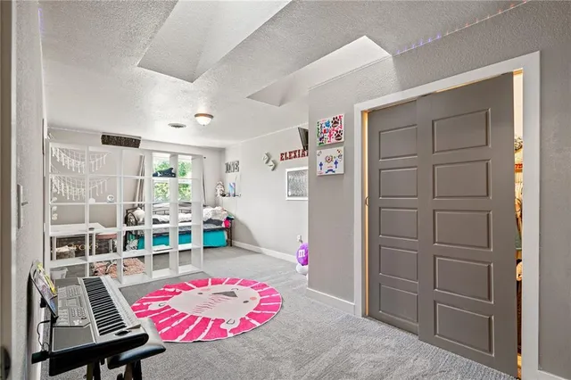 $389,950 | 4815 Cheyenne Lane, McLouth, KS 66054