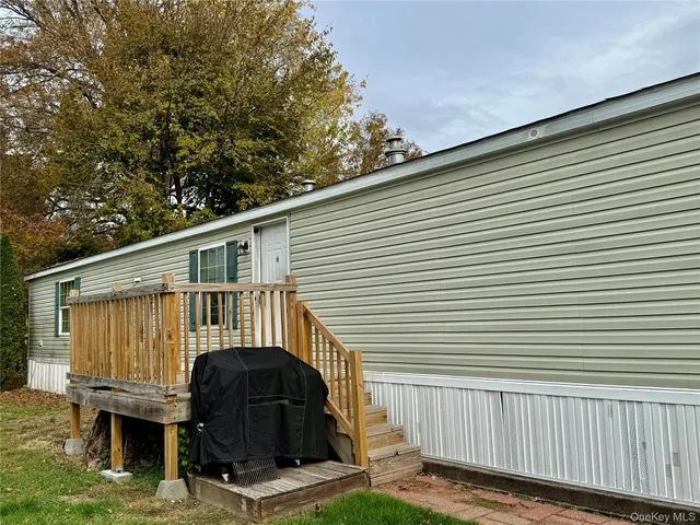 a view of a back side of house