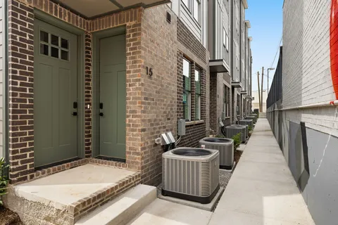 $869,316 | 2000 South Hamilton Road, Unit 15, Nashville, TN 37218