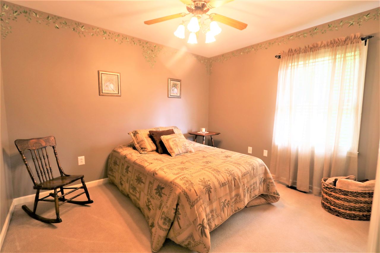 1819 Harvard Road Waynesboro, VA 22980 - Photo 25 of 34 Gallery Image 25
