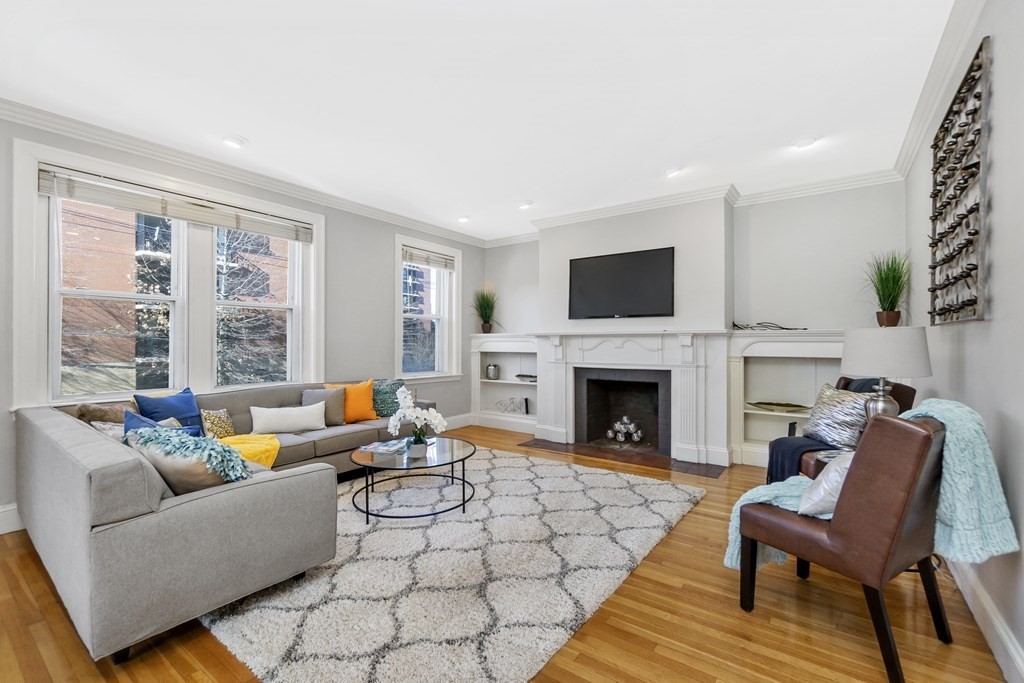 123 St Paul Street, Unit 2 Brookline, MA 02446 - Photo 2 of 14