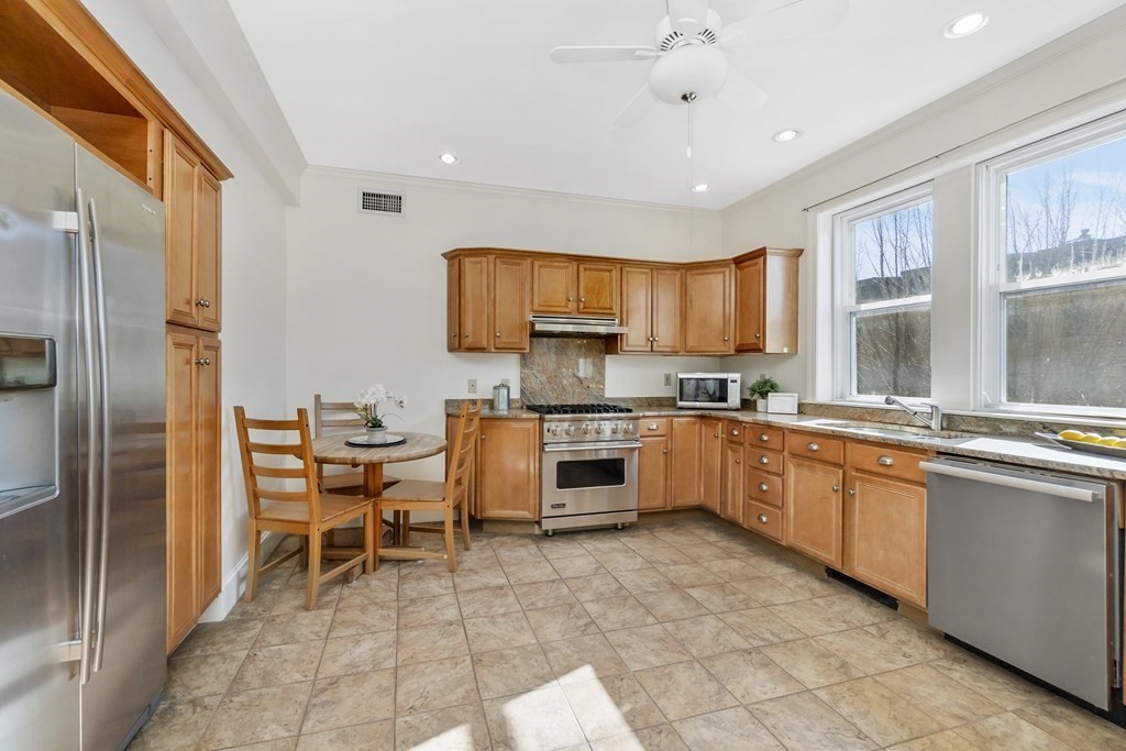 123 St Paul Street, Unit 2 Brookline, MA 02446 - Photo 5 of 14