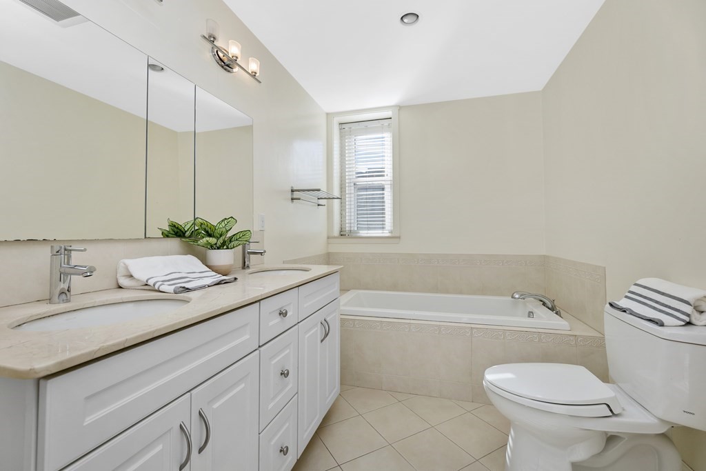 123 St Paul Street, Unit 2 Brookline, MA 02446 - Photo 7 of 14