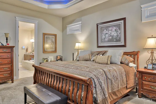 $999,999 | 11365 West Collina Vista Drive, Star, ID 83669