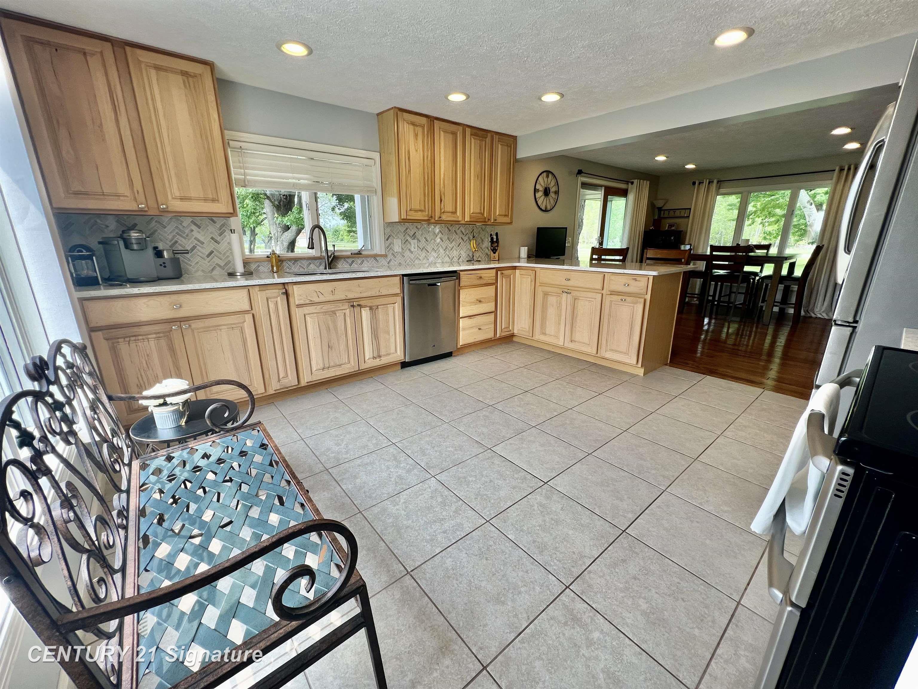 17355 Geddes Road Hemlock, MI 48626 - Photo 16 of 35