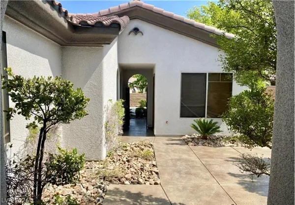 $3,500 | 43 Braelinn Drive, Henderson, NV 89052