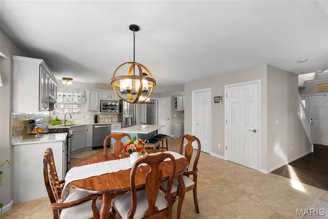 $535,000 | 120 Glenallen Drive, St. Peters, MO 63376