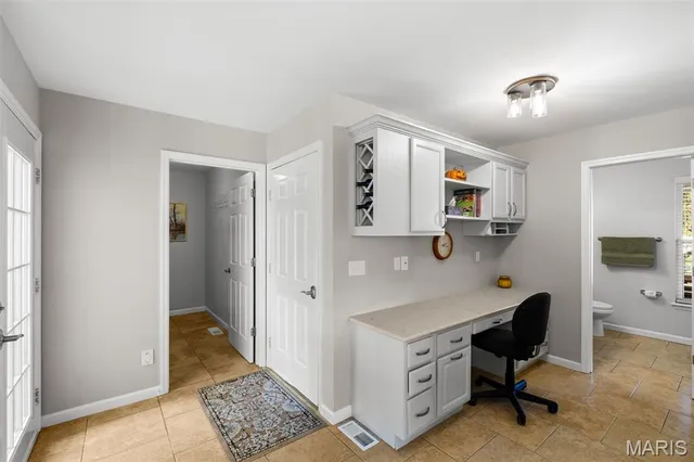 $535,000 | 120 Glenallen Drive, St. Peters, MO 63376