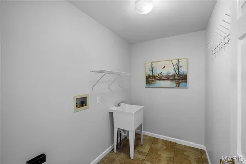 $535,000 | 120 Glenallen Drive, St. Peters, MO 63376