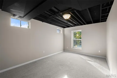 $535,000 | 120 Glenallen Drive, St. Peters, MO 63376