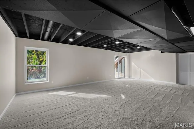 $535,000 | 120 Glenallen Drive, St. Peters, MO 63376